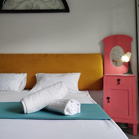 Limestone Sun Suites Слима Екстериор снимка
