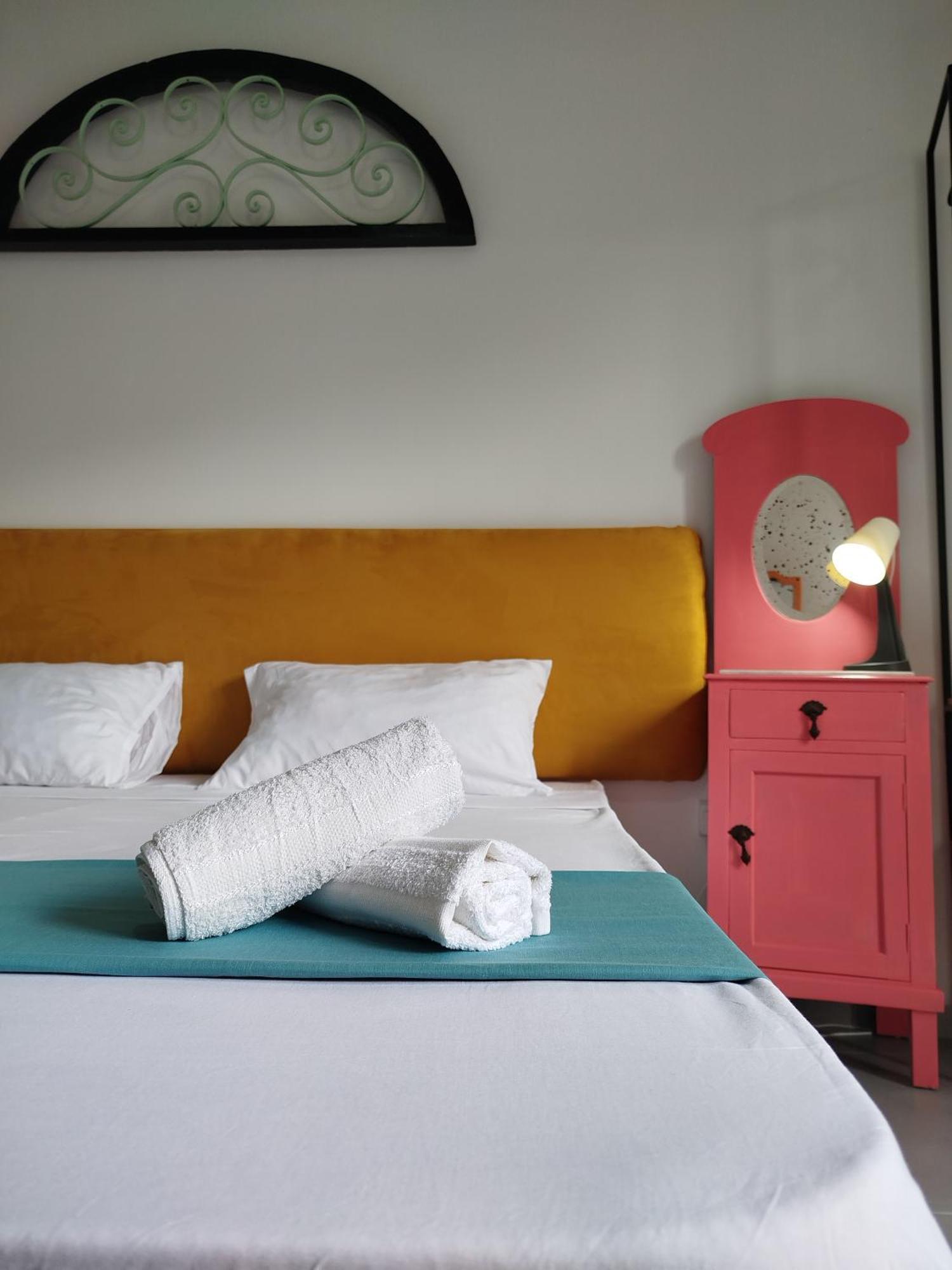 Limestone Sun Suites Слима Екстериор снимка