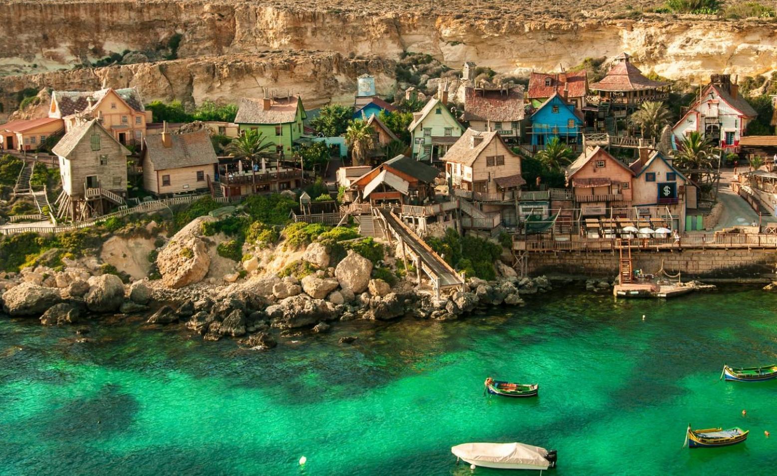 Limestone Sun Suites Слима Екстериор снимка